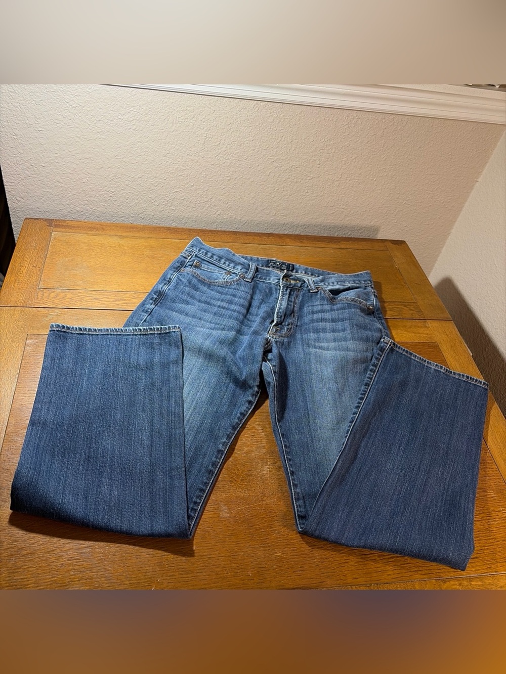 Lucky Brand Medium Blue Vintage Straight Jeans